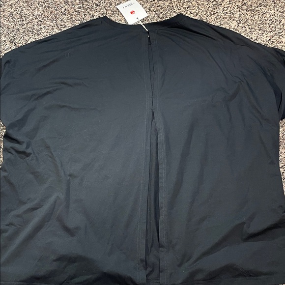 🆕 Miholl Split Hem Short Sleeved Woman’s Black Top Relaxed Fit Sz L | NWT - Picture 5 of 8